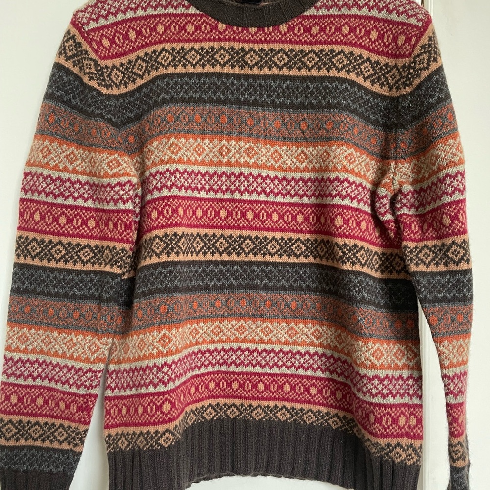 GAP Men's Crewneck Sweater - Red, Orange, Brown Pattern